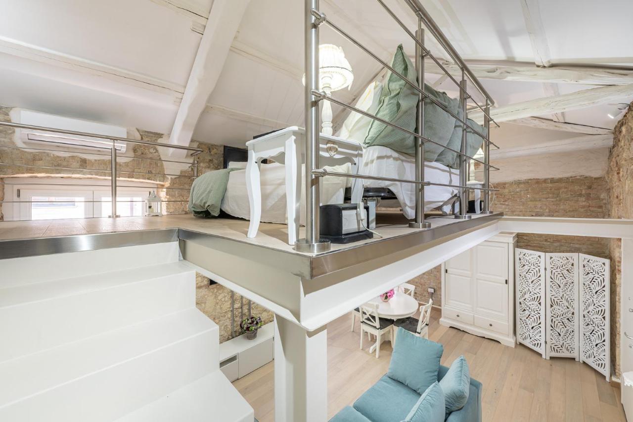 Adriana'S New Loft Apartment Каляри Екстериор снимка